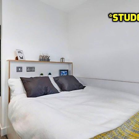 Student Only Zeni Ensuite Rooms, Colchester Dış mekan fotoğraf