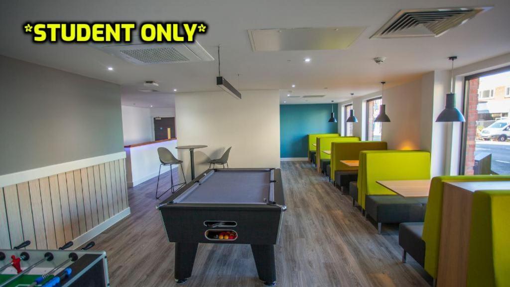 Student Only Zeni Ensuite Rooms, Colchester Dış mekan fotoğraf